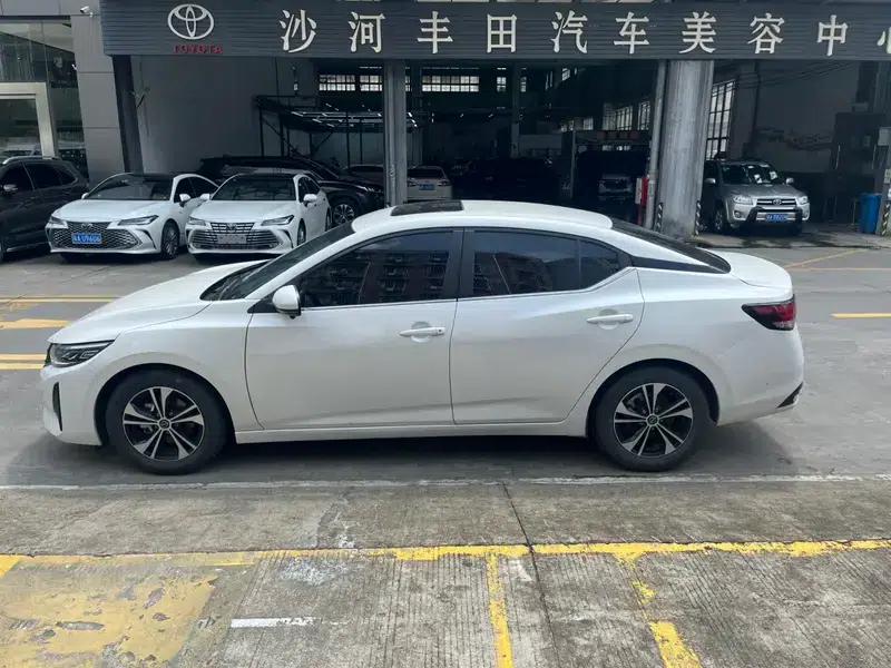 Nissan Sylphy 2023 1.6L CVT Enjoy Edition — миниатюра 4