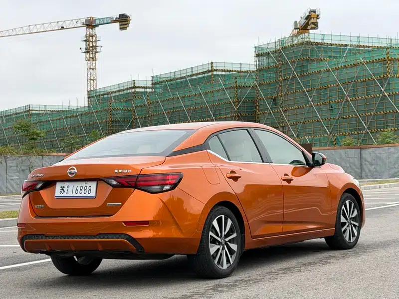 Nissan Sylphy 2020 1.6L TOP CVT Luxury Edition — миниатюра 6