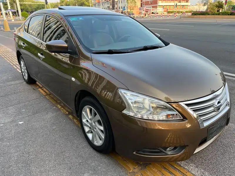 Nissan Sylphy 2014 1.6XV CVT Premium Edition — миниатюра 3