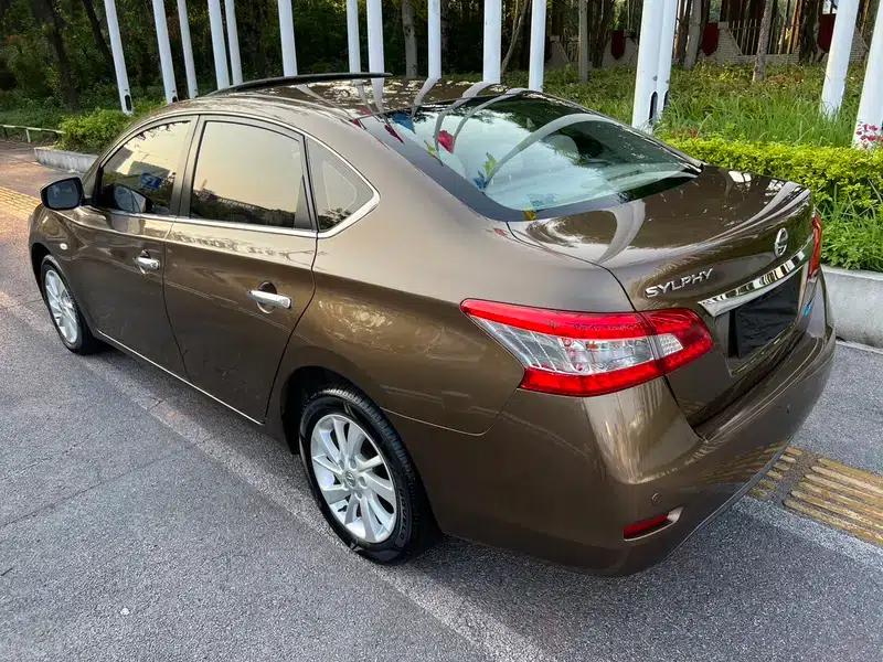 Nissan Sylphy 2014 1.6XV CVT Premium Edition — миниатюра 5