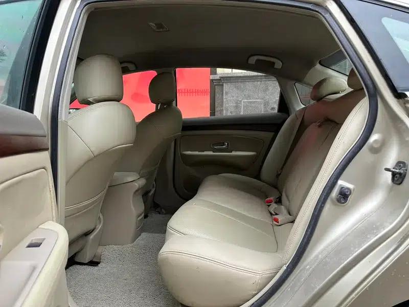 Nissan Sylphy 2006 2.0 XE — миниатюра 11