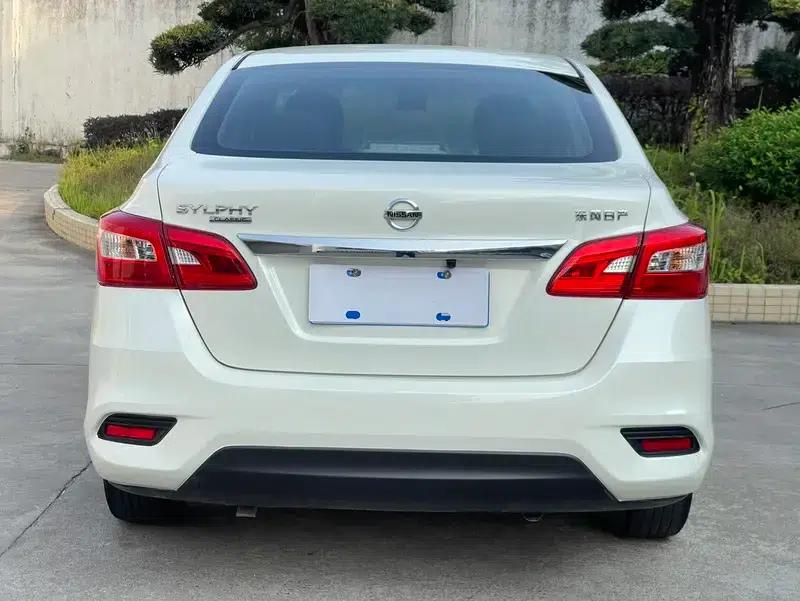 Nissan Sylphy 2022 Classic 1.6 XE CVT Comfort Edition — миниатюра 4