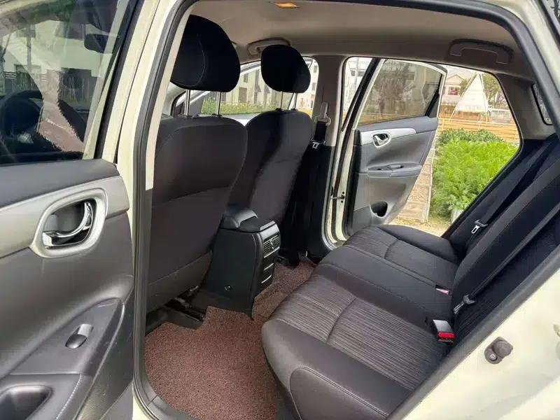 Nissan Sylphy 2021 Classic 1.6 XE CVT Comfort Edition — миниатюра 13