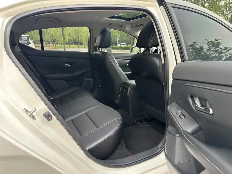 Nissan Sylphy 2022 1.6L XL CVT Enjoy Edition — миниатюра 16
