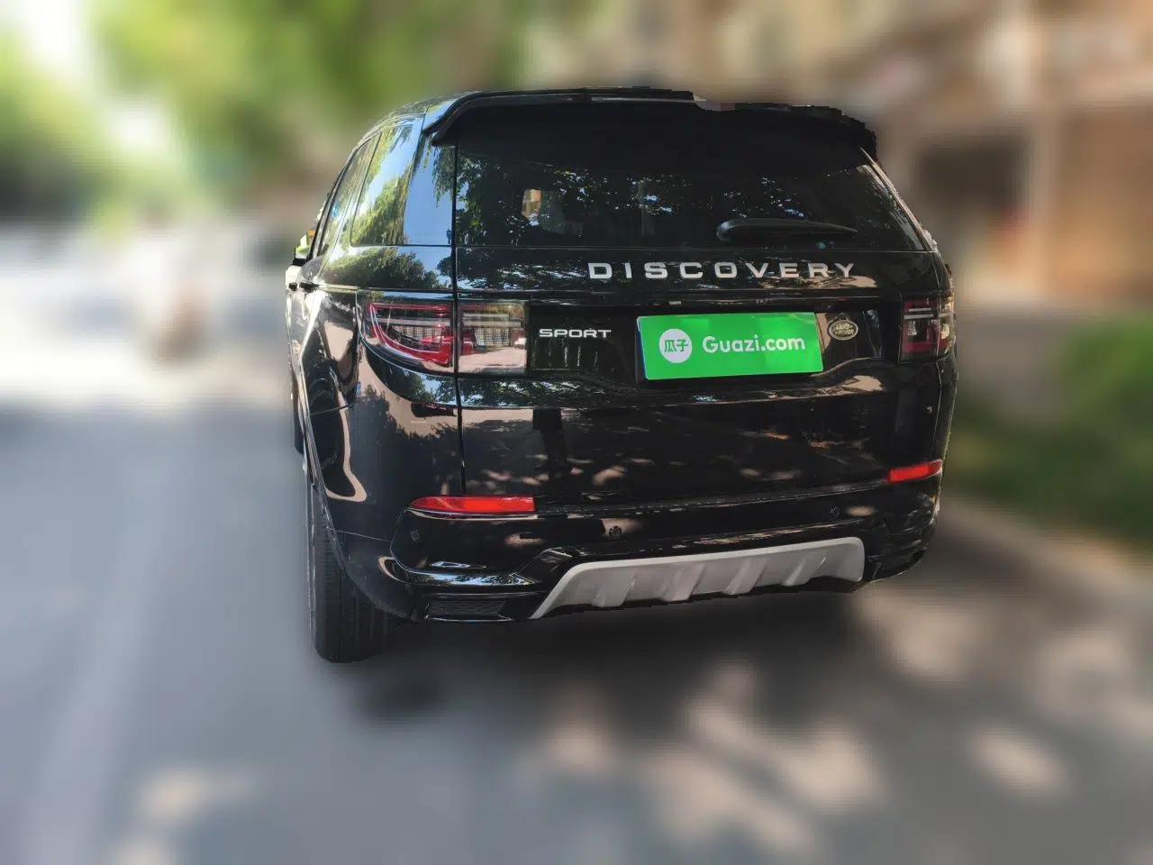 Land Rover Discovery Sport 2024 Luxury Custom Edition — миниатюра 4