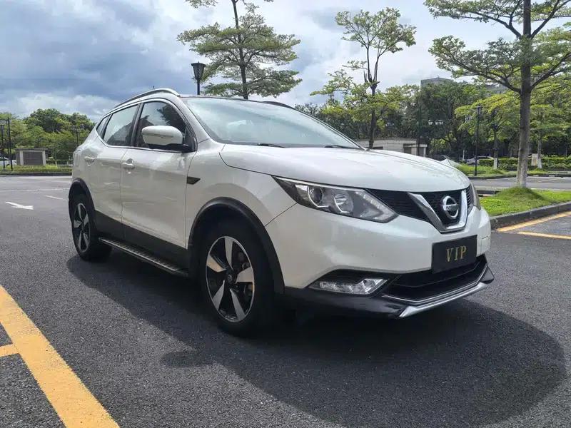 Nissan Qashqai 2017 2.0L CVT Luxury Edition (National V Emission Standard) — миниатюра 3