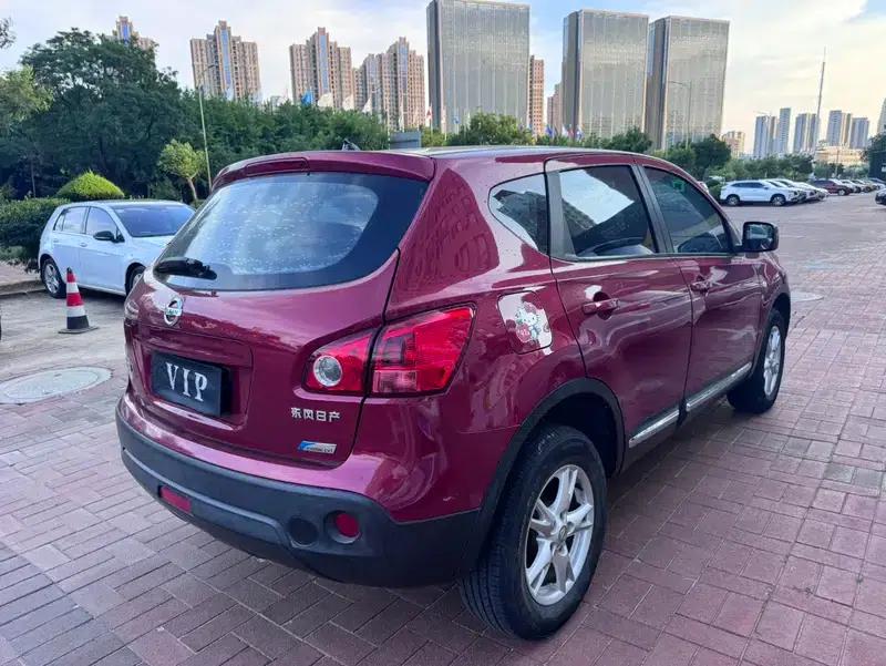 Nissan Qashqai 2012 2.0XL Fire CVT 2WD — миниатюра 6
