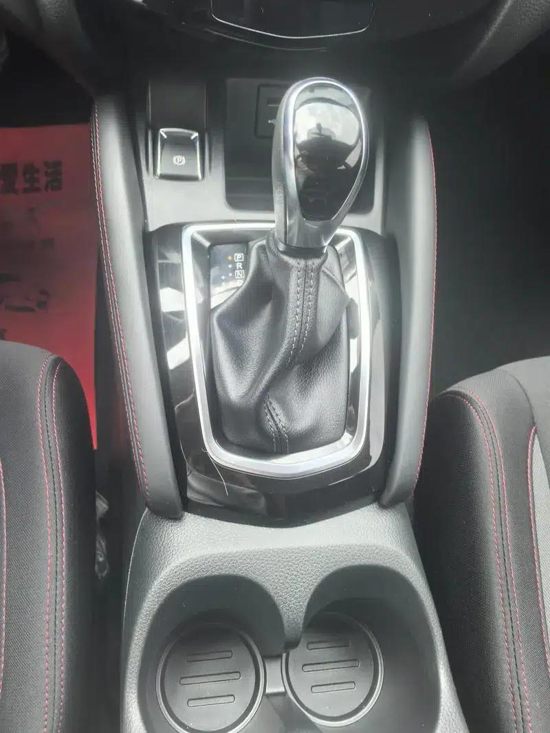 Nissan Qashqai 2019 2.0L CVT Smart Edition — миниатюра 12