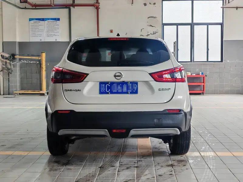 Nissan Qashqai 2021 2.0L XV Smart Edition — миниатюра 5