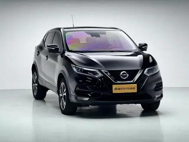 Nissan Qashqai 2019 2.0L CVT Luxury Edition — миниатюра 3