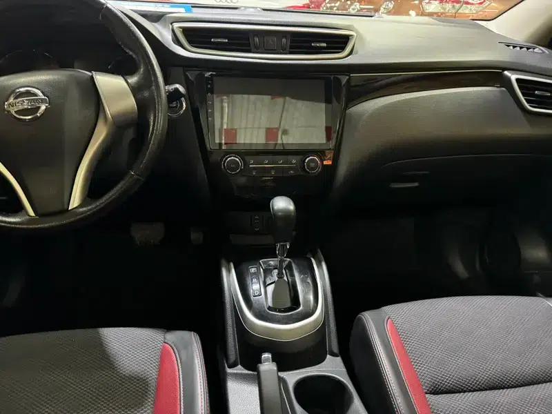 Nissan Qashqai 2016 2.0L CVT Luxury Edition — миниатюра 12