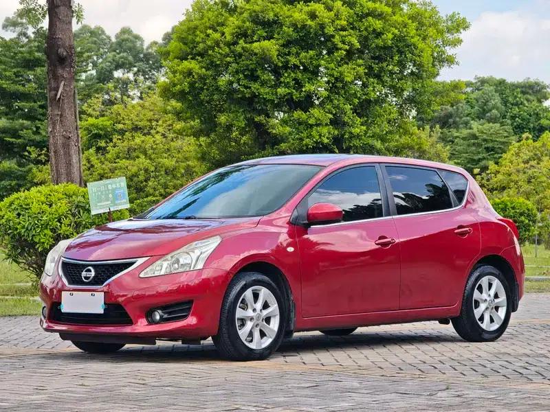 2011 Tiida 1.6L CVT Luxury — миниатюра 1