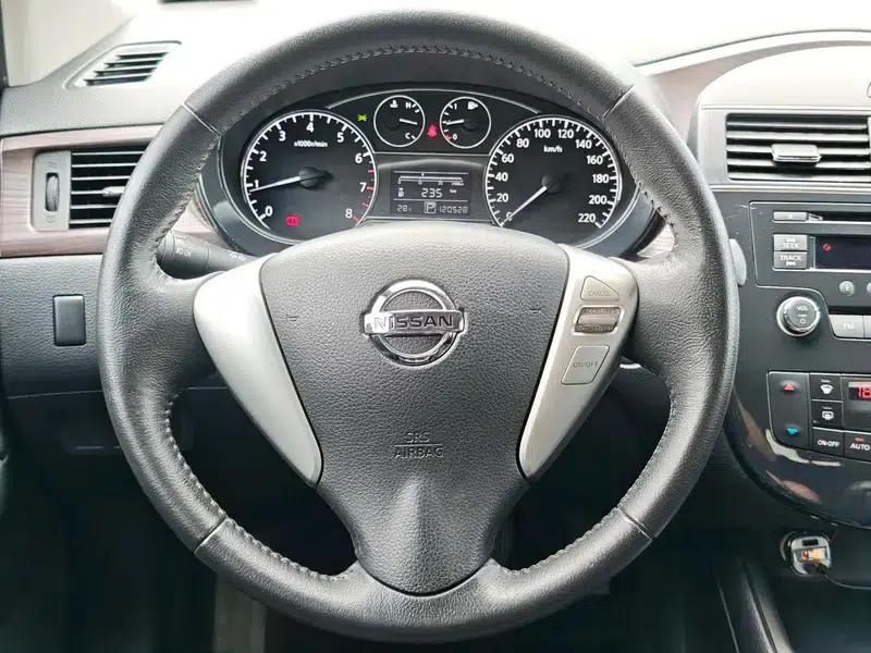 2011 Tiida 1.6L CVT Luxury — миниатюра 15