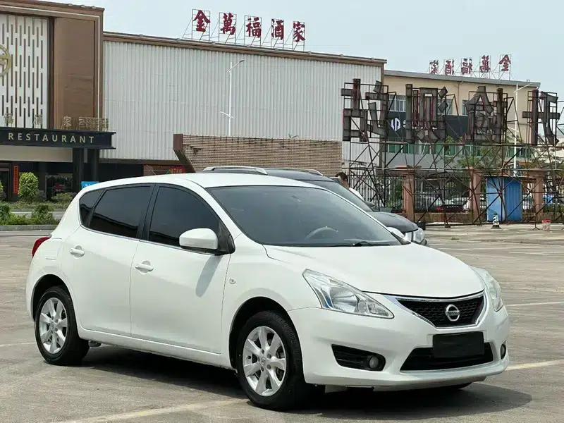 2014 Tiida 1.6L CVT Cool Edition — миниатюра 3