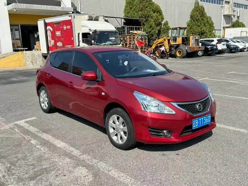 2011 Tiida 1.6L Manual Comfort Model — миниатюра 3