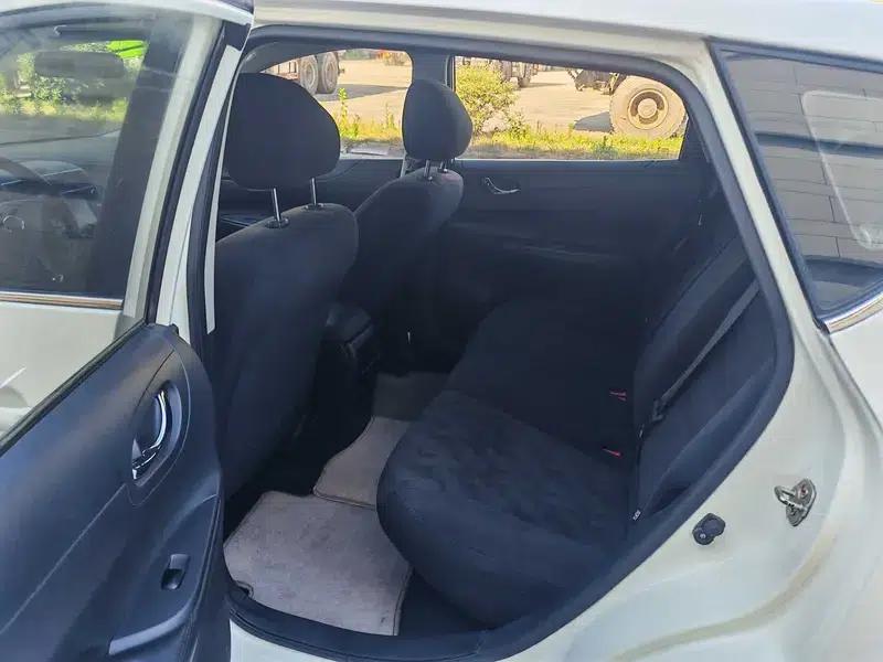 2014 Tiida 1.6L CVT Comfort Model — миниатюра 10