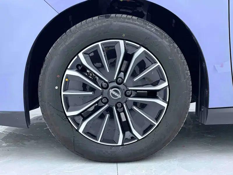 Nissan N6 2026 180 Max — миниатюра 13