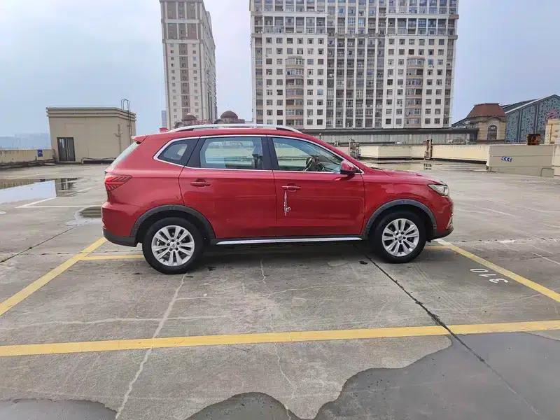 Roewe RX5 2016 20T 2WD Automatic Luxury Edition — миниатюра 5