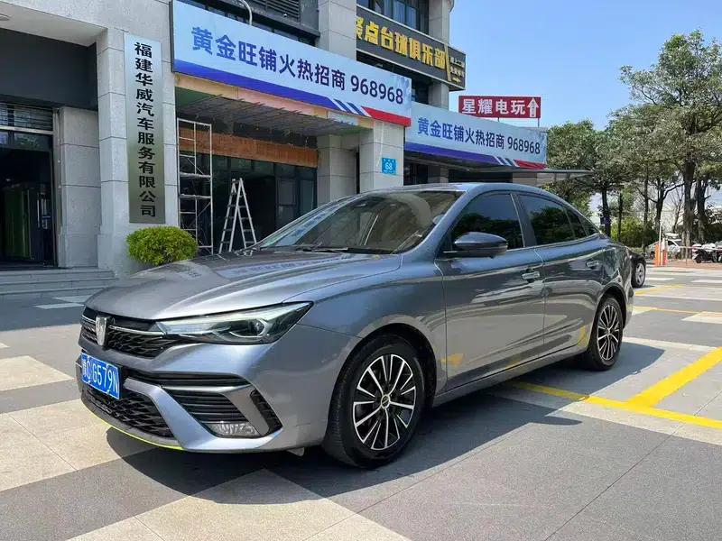 Roewe i5 2021 Facelift 1.5L CVT Star Edition — миниатюра 1