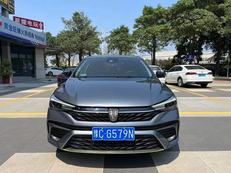 Roewe i5 2021 Facelift 1.5L CVT Star Edition — миниатюра 2