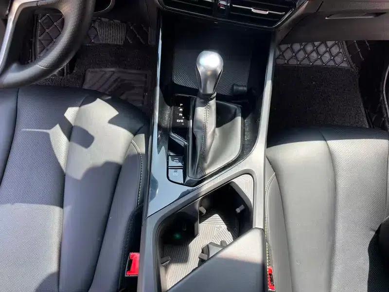 Roewe i5 2021 Facelift 1.5L CVT Star Edition — миниатюра 15