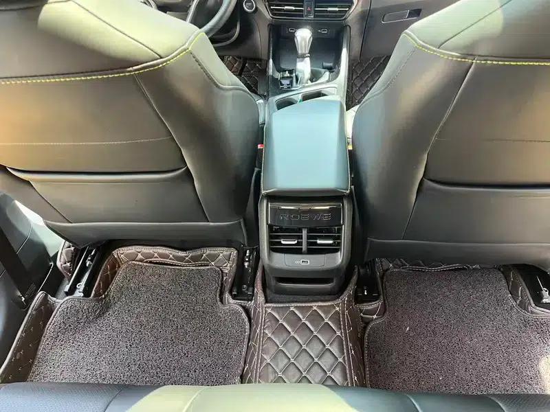 Roewe i5 2021 Facelift 1.5L CVT Star Edition — миниатюра 17