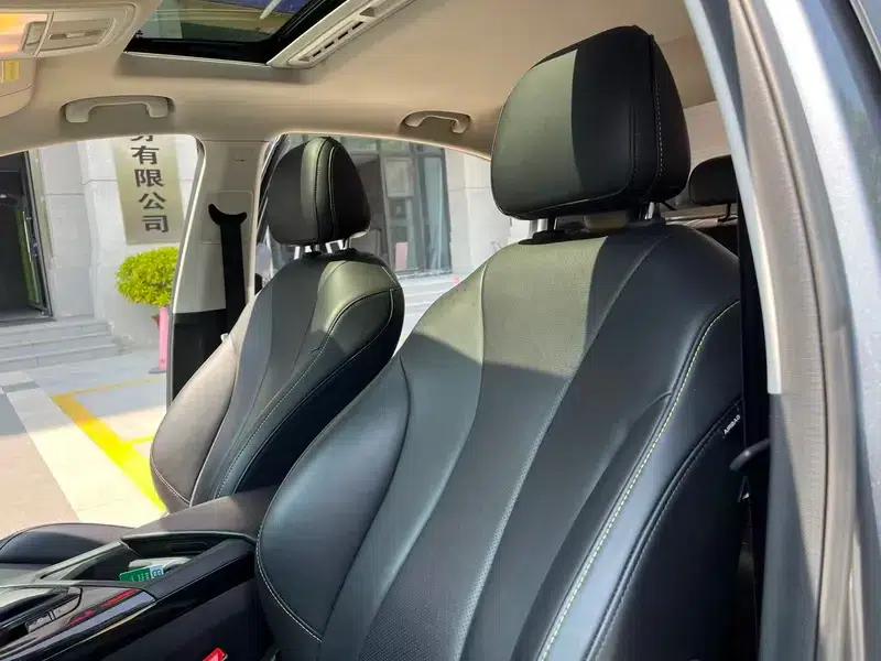 Roewe i5 2021 Facelift 1.5L CVT Star Edition — миниатюра 20