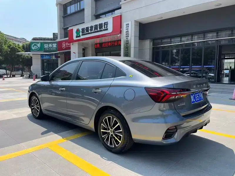Roewe i5 2021 Facelift 1.5L CVT Star Edition — миниатюра 5