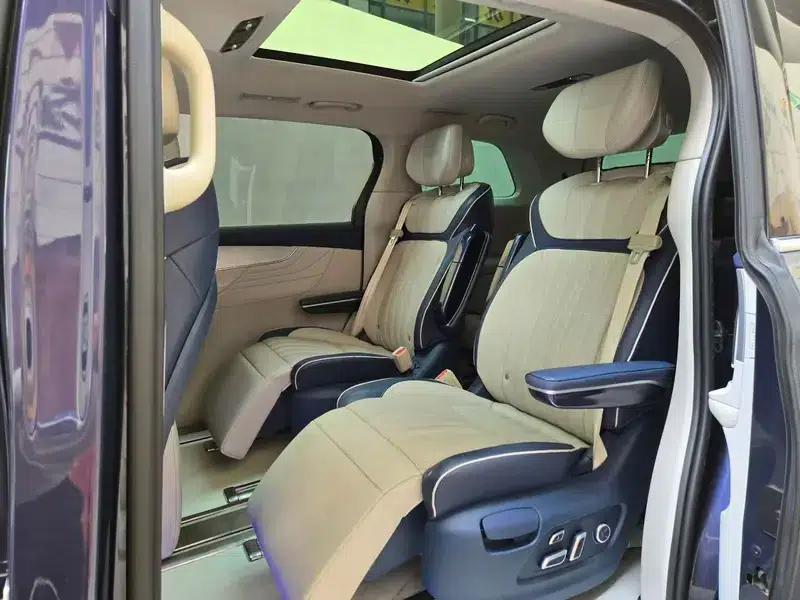 Roewe iMAX8 2021 400TGI Supreme Series Premium Edition — миниатюра 9