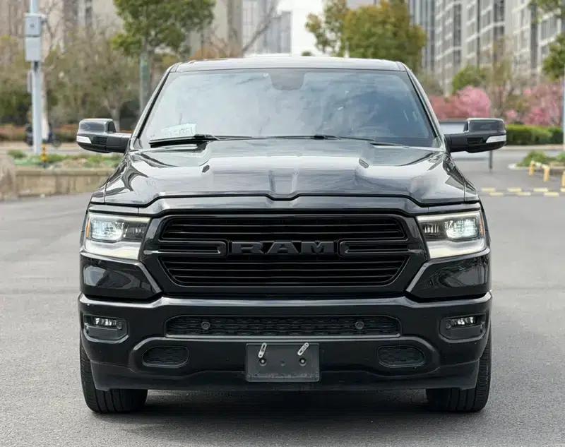 RAM Trucks 2019 5.7L Parallel Import — миниатюра 2
