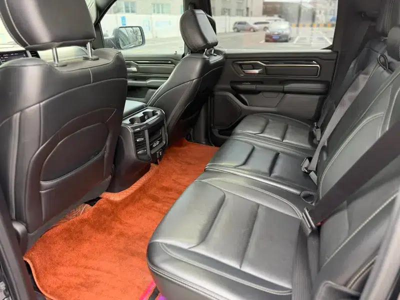 RAM Trucks 2019 5.7L Parallel Import — миниатюра 9