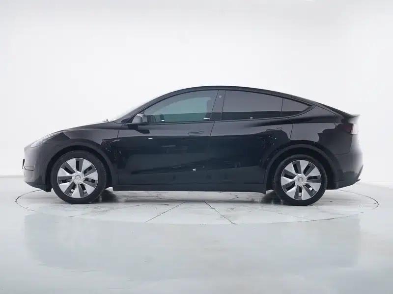 Model Y 2022 Rear-Wheel Drive — миниатюра 4