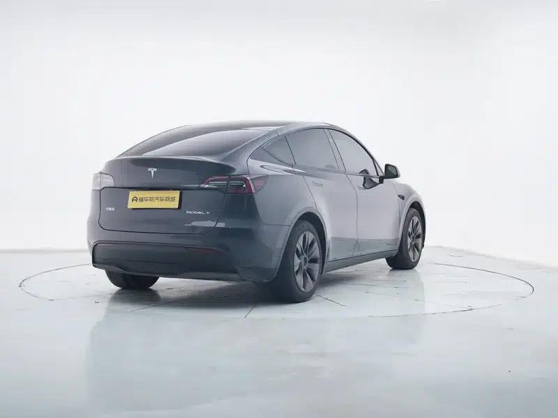 Model Y 2024 Rear-Wheel Drive — миниатюра 7
