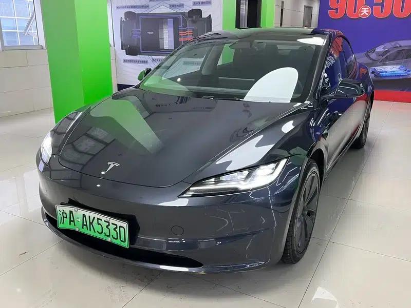 Model 3 2023 Rear-Wheel Drive — миниатюра 1