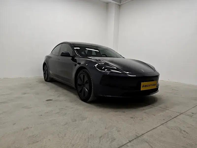 Model 3 2023 Long Range All-Wheel Drive — миниатюра 3