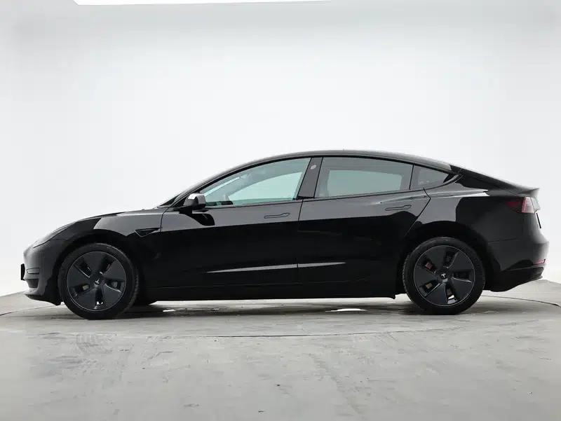 Model 3 2022 Rear-Wheel Drive — миниатюра 4