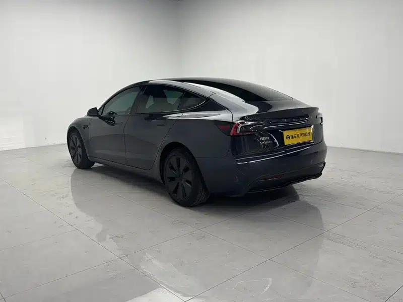 Model 3 2023 Long Range All-Wheel Drive — миниатюра 5