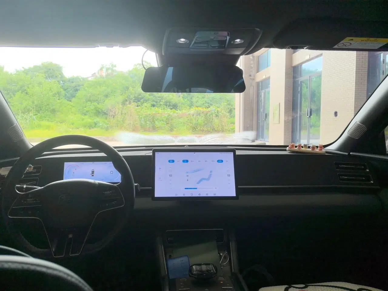 BYD Qin L 2024 DM-i 120KM Leading Model — миниатюра 18