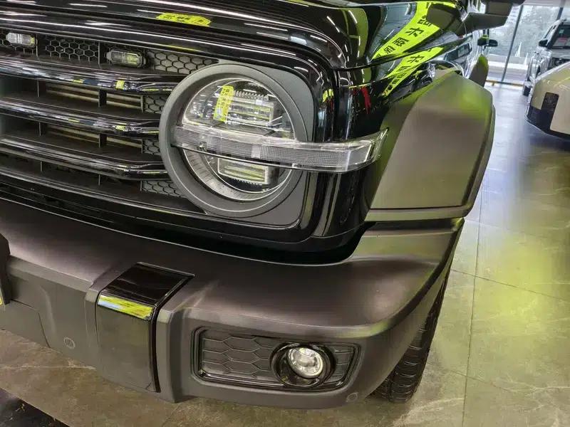 Tank 300 2023 Off-Road Edition 2.0T Conqueror — миниатюра 7