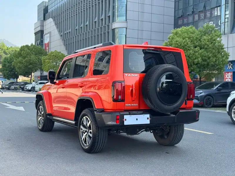 The 2023 Tank 300 City Edition 2.0T is very stylish. — миниатюра 4