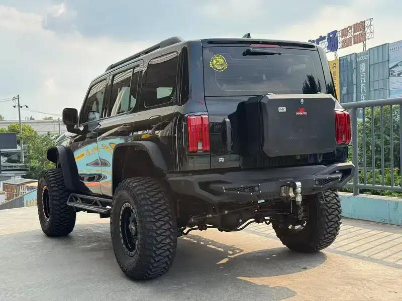Tank 300 2021 Off-Road Edition 2.0T Conqueror — миниатюра 4