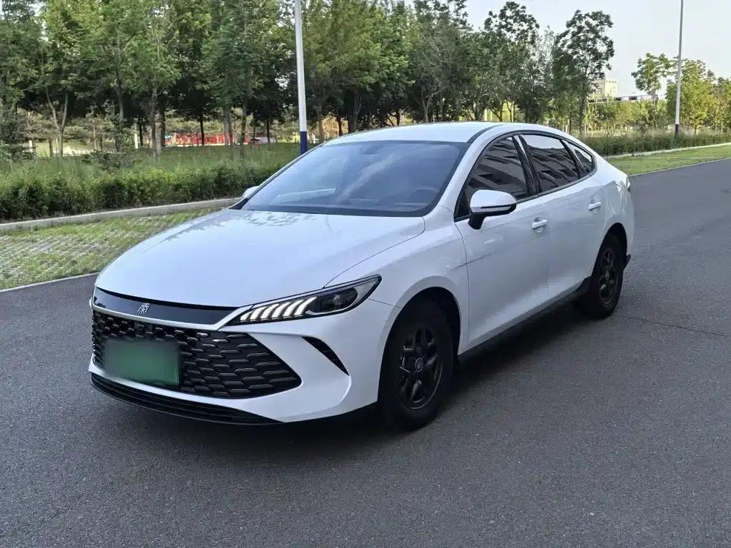 Qin PLUS 2025 DM-i Intelligent Driving Edition 55KM Leading Model — миниатюра 2