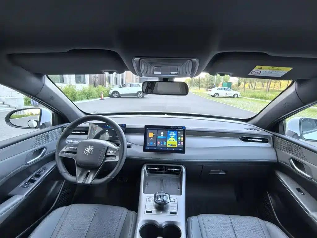 Qin PLUS 2025 DM-i Intelligent Driving Edition 55KM Leading Model — миниатюра 11