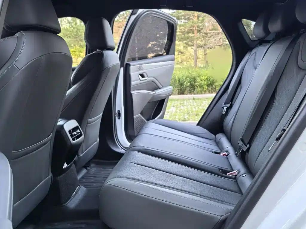 Qin PLUS 2025 DM-i Intelligent Driving Edition 55KM Leading Model — миниатюра 13