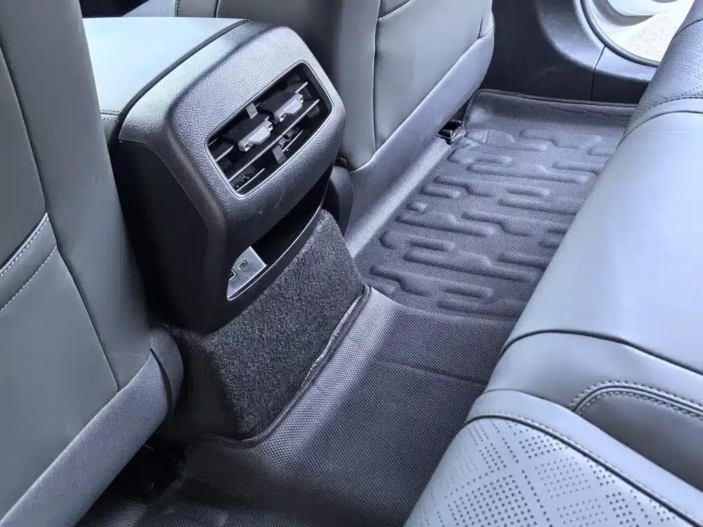 Qin PLUS 2025 DM-i Intelligent Driving Edition 55KM Leading Model — миниатюра 21