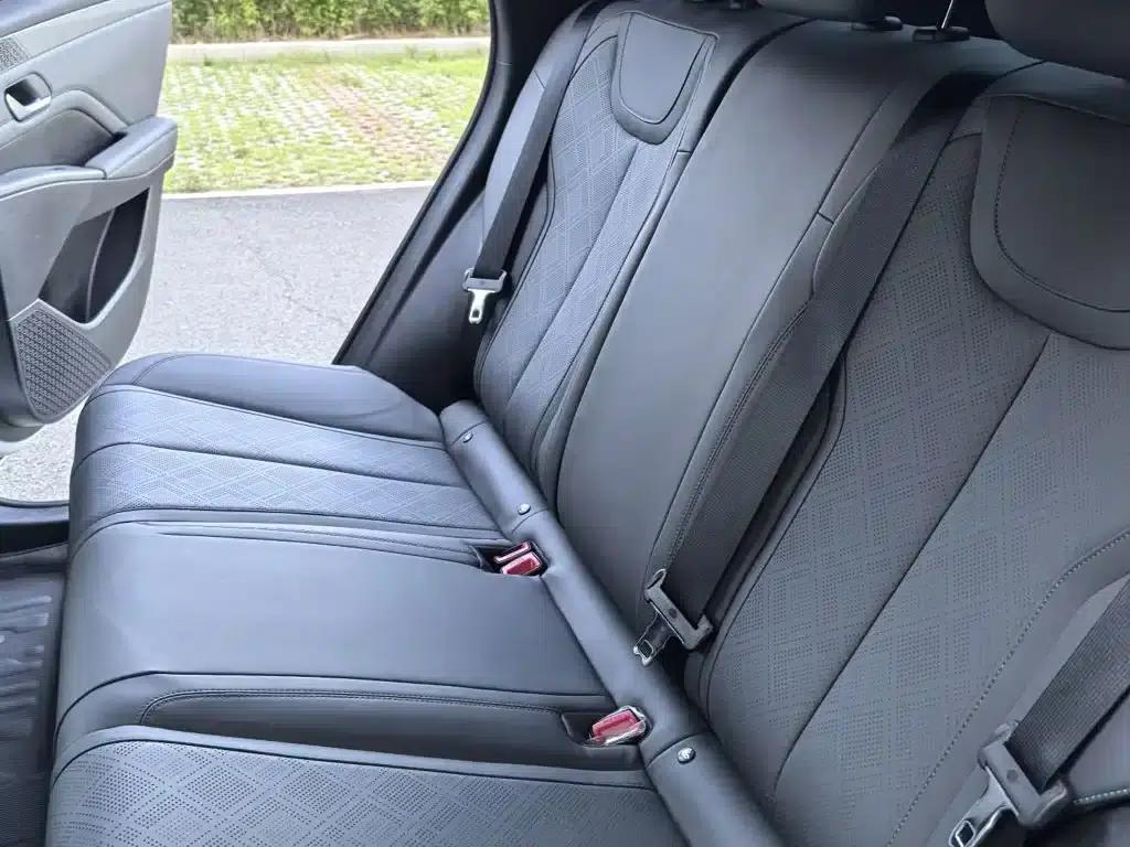Qin PLUS 2025 DM-i Intelligent Driving Edition 55KM Leading Model — миниатюра 22