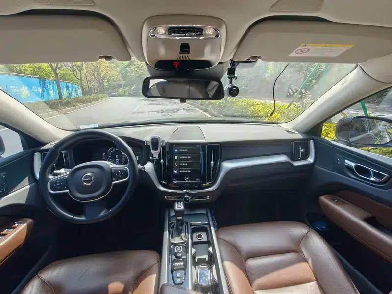 Volvo XC60 2019 T5 AWD Smart Edition (China VI Emission Standard) — миниатюра 6