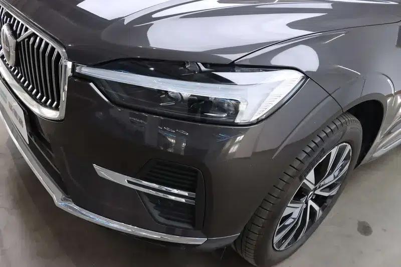 2025 Volvo XC60 B5 AWD Inscription Luxury Edition — миниатюра 9