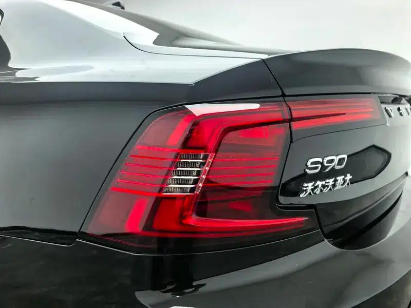 2024 Volvo S90 B5 Inscription Luxury Edition — миниатюра 13