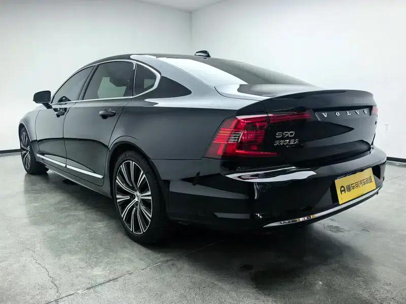 2024 Volvo S90 B5 Inscription Luxury Edition — миниатюра 5